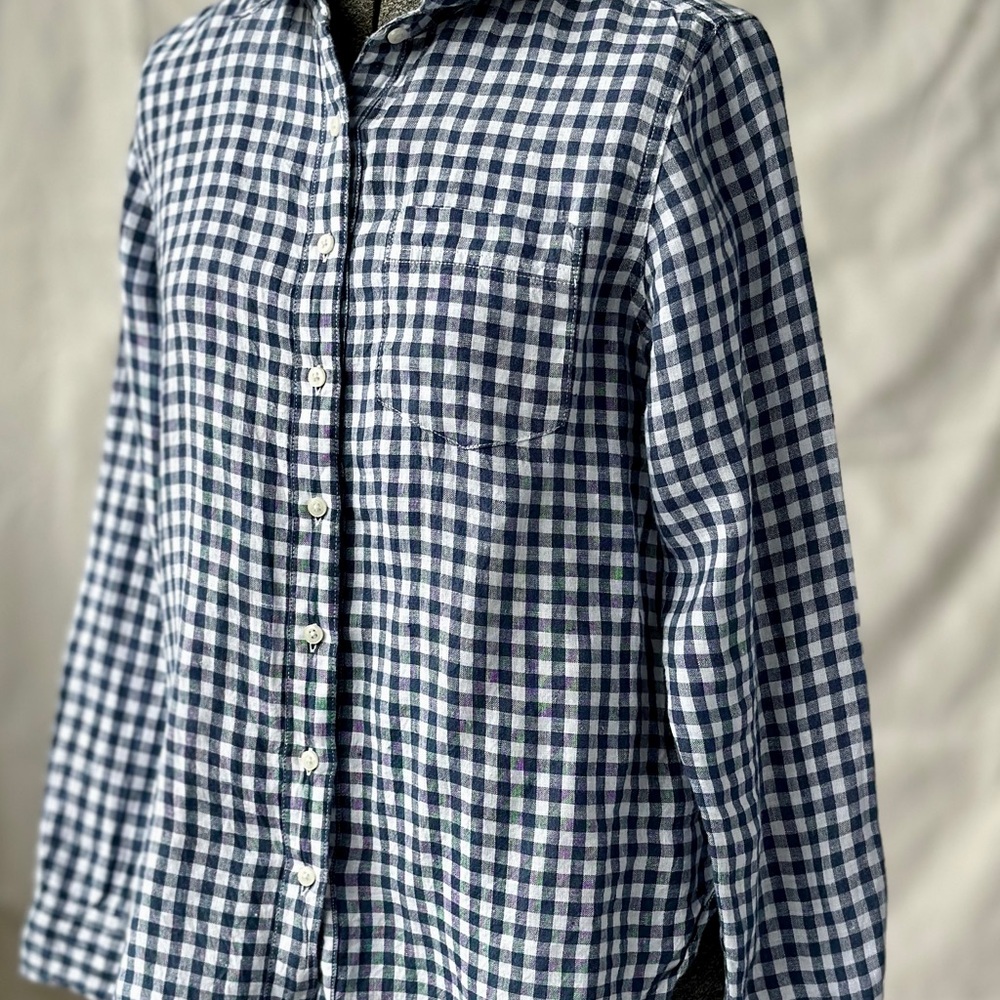 Vintage L.L. Bean Navy and White Gingham 100% Linen Button-Down Shirt